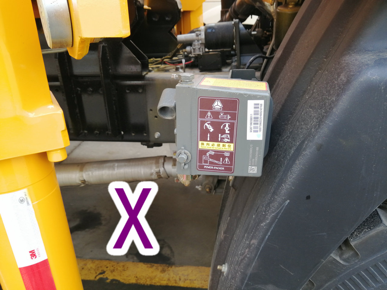 青島小型混凝土泵車價格 (6)