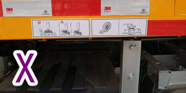 小型泵車(chē)經(jīng)常發(fā)生事故的部位和環(huán)節(jié)，讓泵車(chē)安全每一天