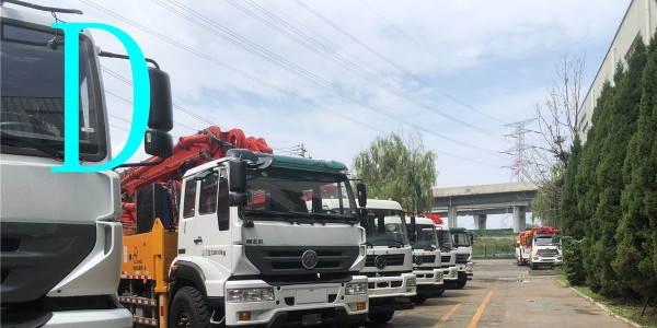 混凝土泵車作業時遵守什么守則（二）