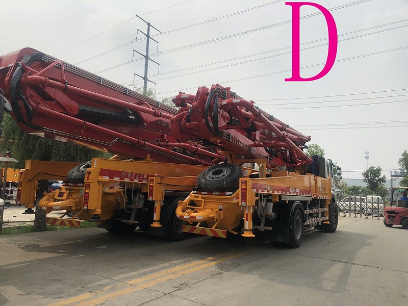 青島小型混凝土泵車價格