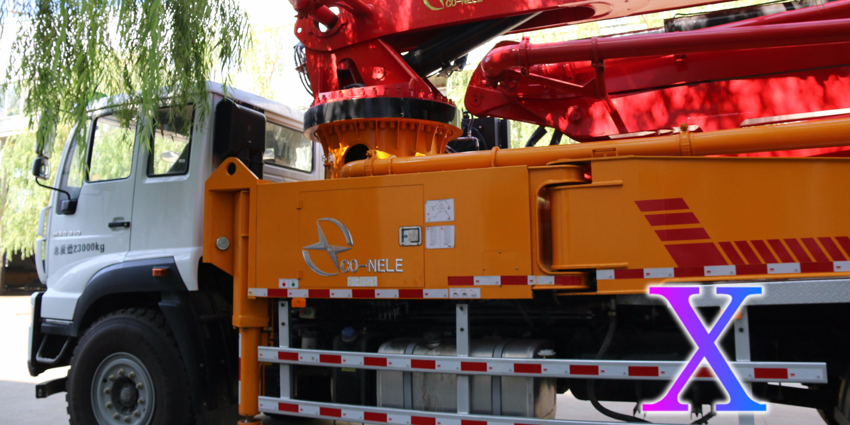 科尼樂小型混凝土泵車磨合期內(nèi)的注意事項