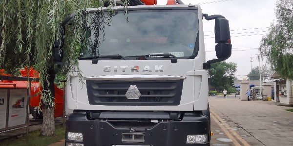 32米小型泵車的優(yōu)勢(shì)，幾點(diǎn)材質(zhì)和設(shè)計(jì)，更智能