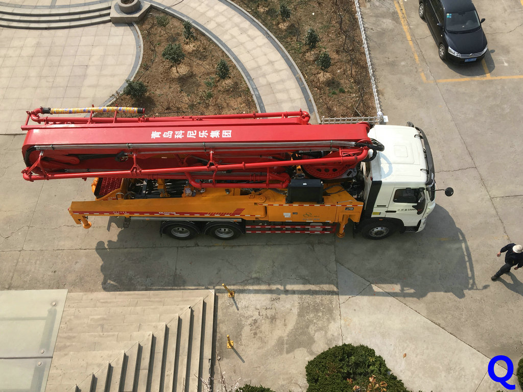 小型混凝土泵車(chē)，混凝土泵車(chē)，天泵，小型泵車(chē)