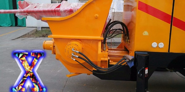 在對(duì)混凝土泵進(jìn)行系統(tǒng)升壓和堵管時(shí)，操作工應(yīng)當(dāng)怎么做？ —小科說泵