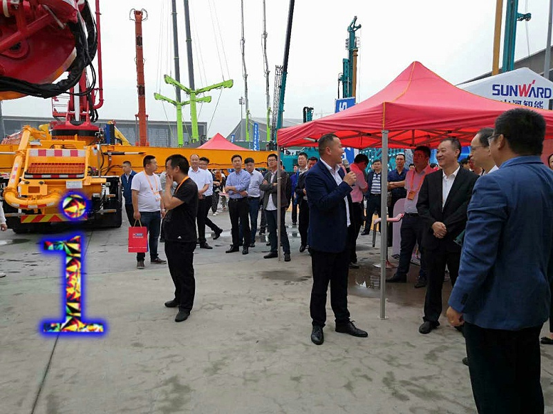 青島小型混凝土泵車(chē)價(jià)格 (35)