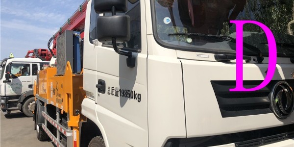 小型混凝土泵車換活塞麻煩？科尼樂(lè)教您幾招